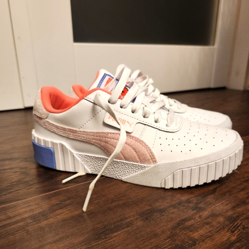 Puma Callie Girls/children sz 4.5